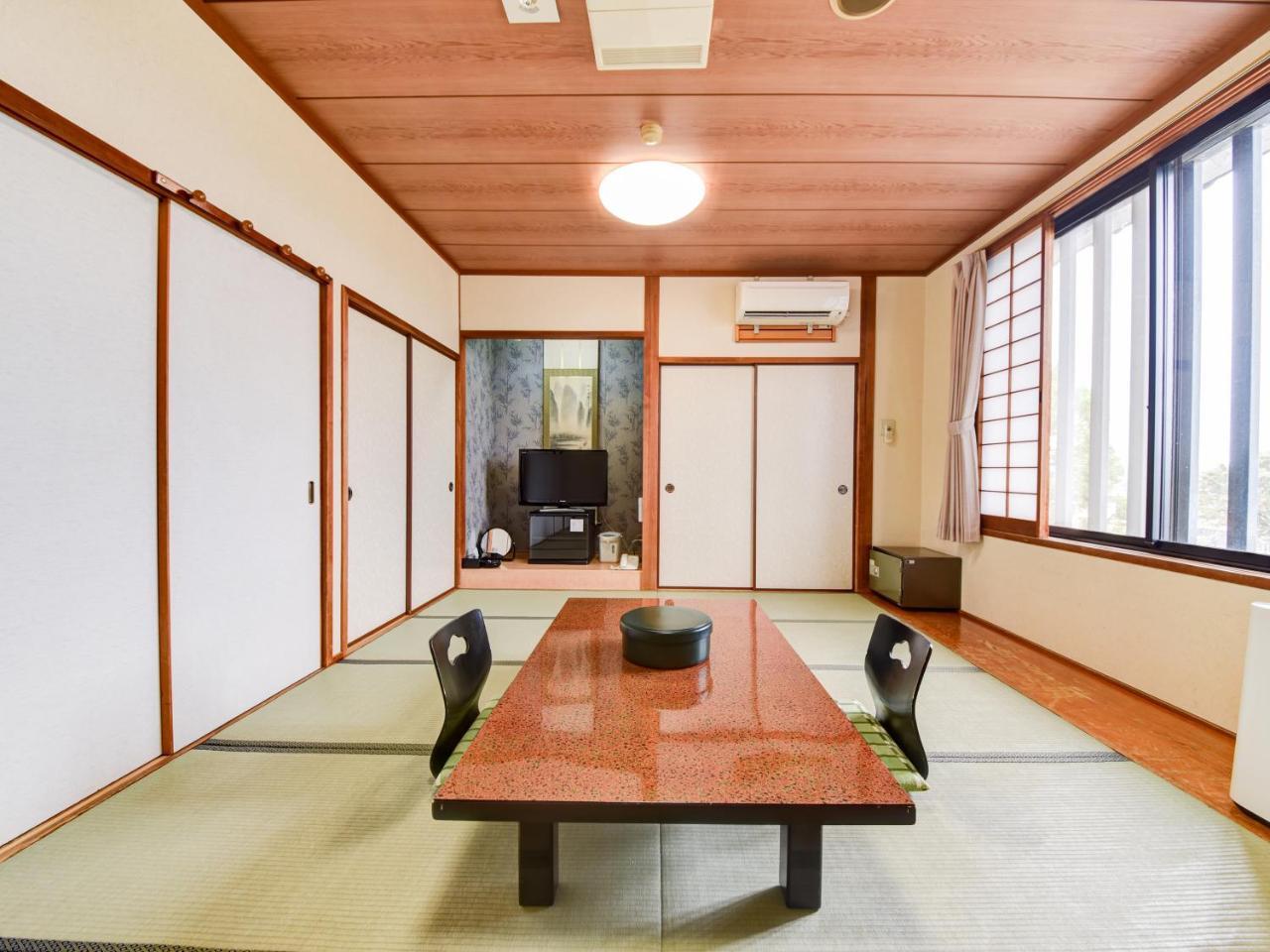 Shichijo Onsen Dome Hotel Kikuchi Exterior photo