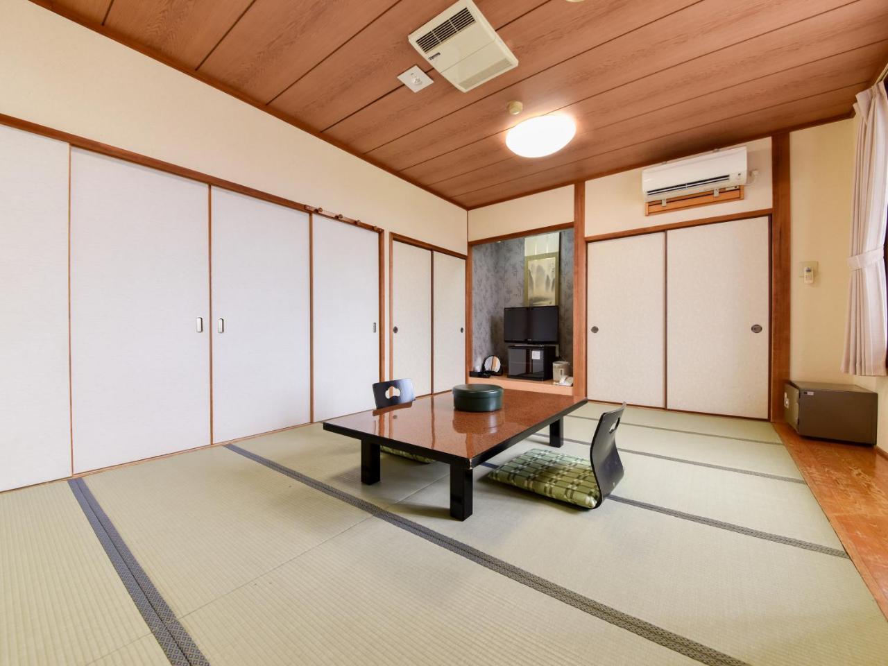 Shichijo Onsen Dome Hotel Kikuchi Exterior photo